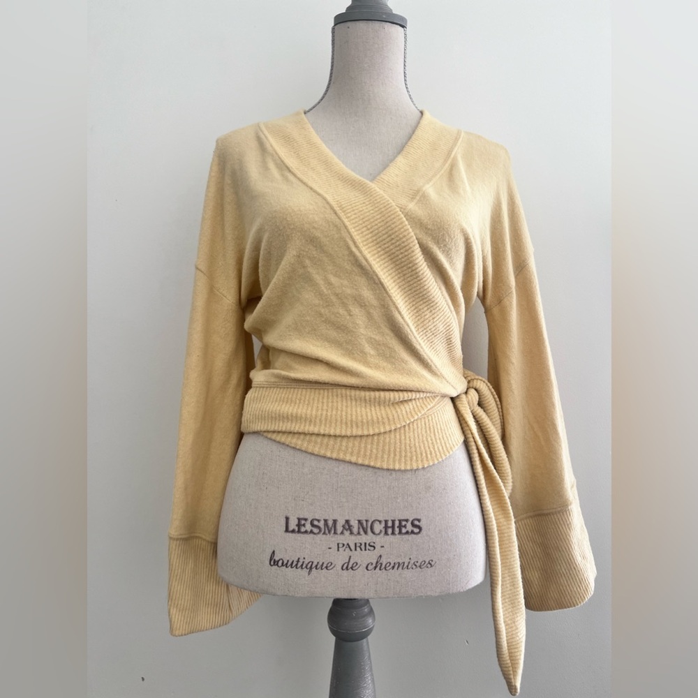 Free people beach butter yellow wrap sweater shirt sz small GORGEOUS